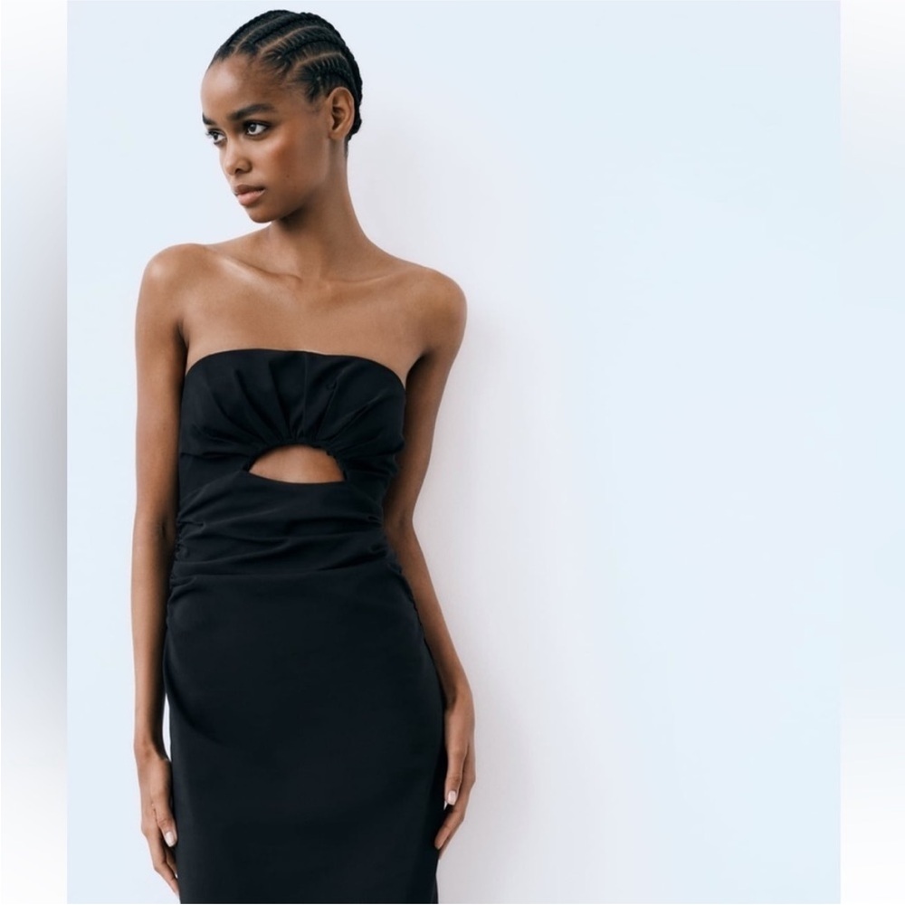 Elegant Black Strapless Dress